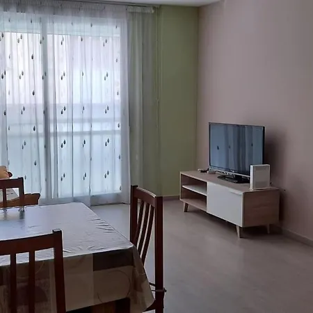 Apartment Bonito Bajo Cerca Del Mar