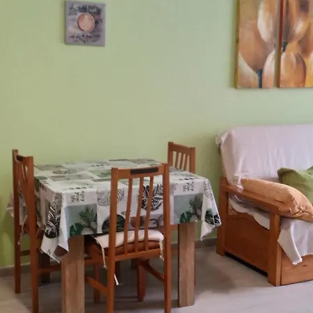 Apartment Bonito Bajo Cerca Del Mar