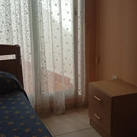 Apartment Bonito Bajo Cerca Del Mar